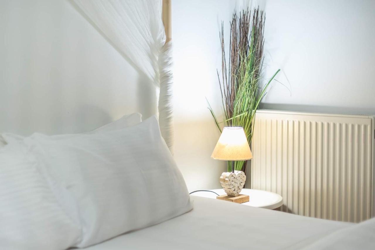 Athenian Home المظهر الخارجي الصورة